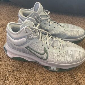 Men’s Nike GT Jump 2